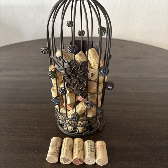 Wine Lover’s Gift Set Of  5 Unique Items-Italian Decor & Useful Items! - Picture 16 of 16